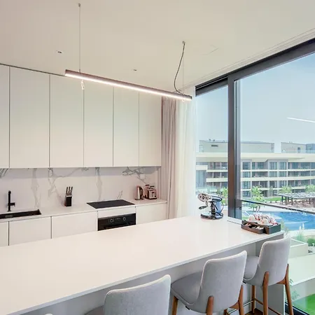 別荘 Petram Deluxe With Rooftop Pool-5 By Interhome
